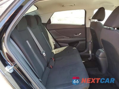 Zdjęcie 10 z 12 samochodu: 2023 HYUNDAI ELANTRA SEL VIN:KMHLS4AGXPU464969 - miniatura