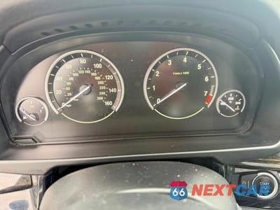 Zdjęcie 8 z 10 samochodu: 2018 BMW X5 XDRIVE35I VIN:5UXKR0C52J0Y02782 - miniatura