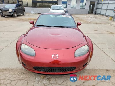 Piąte zdjęcie samochodu w środku: 2006 MAZDA MX-5 MIATA VIN:JM1NC25F960119258 - miniatura