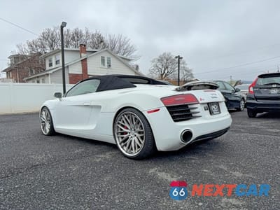 Trzecie zdjęcie samochodu z tyłu: 2014 AUDI R8 4.2 QUATTRO VIN:WUASUAFG2EN000926 - miniatura