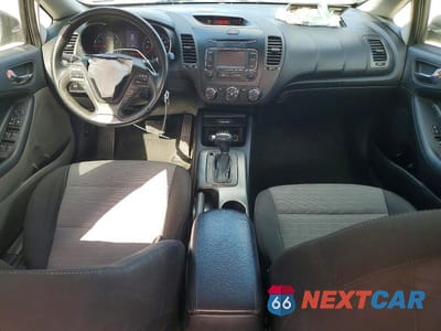 Zdjęcie 8 z 13 samochodu: 2014 KIA FORTE EX VIN:KNAFX4A87E5086660 - miniatura