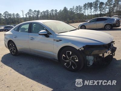Czwarte zdjęcie samochodu z boku: 2025 HYUNDAI SONATA SEL VIN:KMHL64JA5SA479115 - miniatura