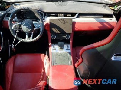 Zdjęcie 8 z 12 samochodu: 2021 JAGUAR F-PACE R-DYNAMIC S VIN:SADCT2FU1MA666055 - miniatura