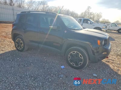 Czwarte zdjęcie samochodu z boku: 2017 JEEP RENEGADE TRAILHAWK VIN:ZACCJBCBXHPG40810 - miniatura