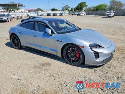 Czwarte zdjęcie samochodu z boku: 2022 PORSCHE TAYCAN GTS VIN:WP0AD2Y19NSA59189 - miniatura