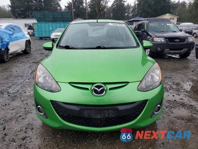 Piąte zdjęcie samochodu w środku: 2013 MAZDA MAZDA2 VIN:JM1DE1LY7D0154320 - miniatura