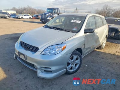 2004 TOYOTA MATRIX XR 2T1KR32E04C217648 - główne zdjęcie licytacji z USA - miniatura