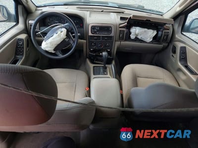 Zdjęcie 8 z 12 samochodu: 2002 JEEP GRAND CHEROKEE LAREDO VIN:1J4GX48S42C306749 - miniatura