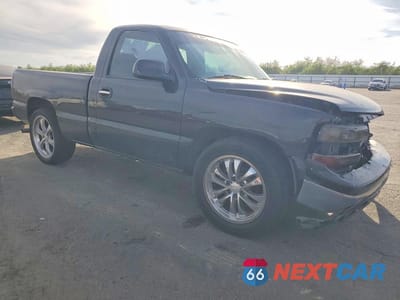 Czwarte zdjęcie samochodu z boku: 2001 CHEVROLET SILVERADO C1500 VIN:1GCEC14W11Z282955 - miniatura