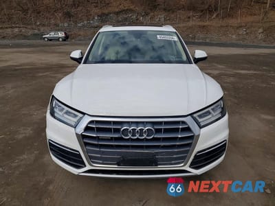 Piąte zdjęcie samochodu w środku: 2019 AUDI Q5 PREMIUM PLUS VIN:WA1BNAFY6K2072917 - miniatura