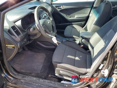 Zdjęcie 7 z 12 samochodu: 2015 KIA FORTE LX VIN:KNAFX4A69F5399998 - miniatura