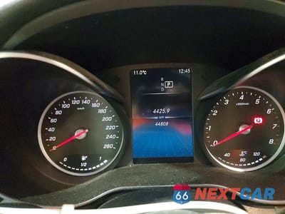 Zdjęcie 9 z 12 samochodu: 2020 MERCEDES-BENZ C 300 4MATIC VIN:55SWF8EB6LU333227 - miniatura