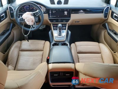 Zdjęcie 8 z 13 samochodu: 2019 PORSCHE CAYENNE VIN:WP1AA2AY4KDA05066 - miniatura