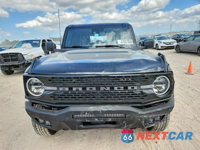 Piąte zdjęcie samochodu w środku: 2024 FORD BRONCO BIG BEND VIN:1FMDE7BH3RLB03709 - miniatura