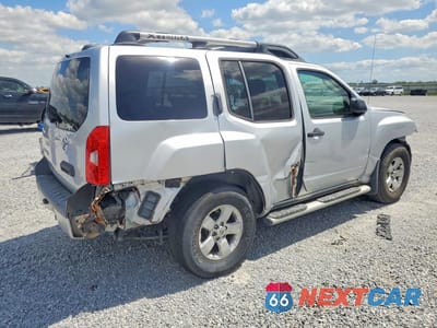 Trzecie zdjęcie samochodu z tyłu: 2010 NISSAN XTERRA X VIN:5N1AN0NU9AC526141 - miniatura