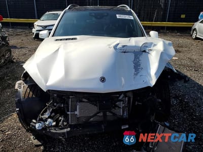 Piąte zdjęcie samochodu w środku: 2019 MERCEDES-BENZ GLE 63 AMG-S 4MATIC VIN:4JGDA7FB6KB197100 - miniatura