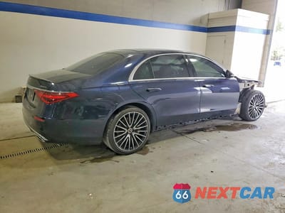 Trzecie zdjęcie samochodu z tyłu: 2022 MERCEDES-BENZ S 580 4MATIC VIN:W1K6G7GB2NA135526 - miniatura