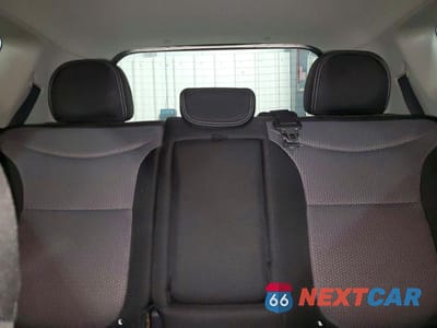 Zdjęcie 10 z 13 samochodu: 2019 KIA SOUL + VIN:KNDJP3A51K7666063 - miniatura