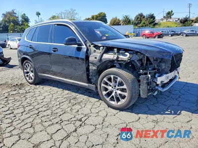 Czwarte zdjęcie samochodu z boku: 2022 BMW X5 XDRIVE40I VIN:5UXCR6C03N9K37374 - miniatura
