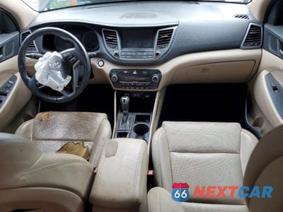 Zdjęcie 8 z 13 samochodu: 2016 HYUNDAI TUCSON LIMITED VIN:KM8J3CA29GU105759 - miniatura