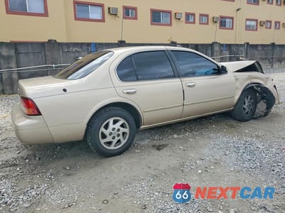 Trzecie zdjęcie samochodu z tyłu: 1997 NISSAN MAXIMA GXE VIN:JN1CA21D2VT845044 - miniatura