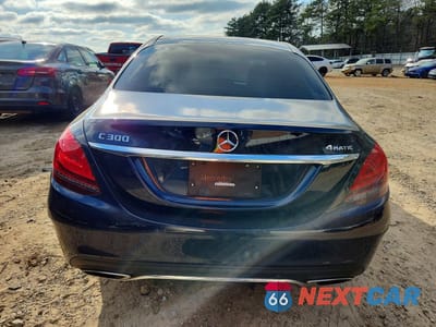 Zdjęcie 6 z 12 samochodu: 2019 MERCEDES-BENZ C 300 4MATIC VIN:55SWF8EB0KU283164 - miniatura