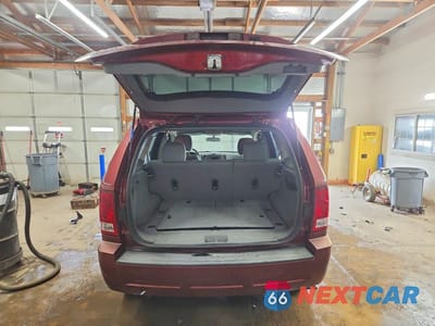 Zdjęcie 6 z 12 samochodu: 2007 JEEP GRAND CHEROKEE LAREDO VIN:1J8GR48K57C557859 - miniatura