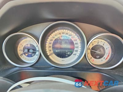 Zdjęcie 9 z 11 samochodu: 2016 MERCEDES-BENZ E 350 4MATIC VIN:WDDHF8JB8GB240904 - miniatura