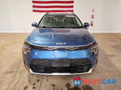 Piąte zdjęcie samochodu w środku: 2023 KIA NIRO EV WIND VIN:KNDCR3L13P5053314 - miniatura