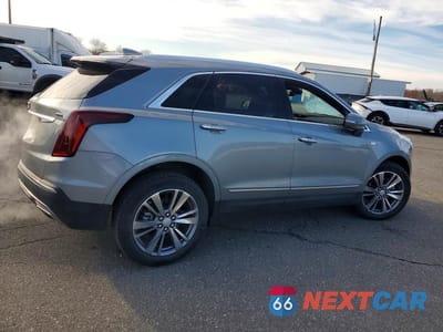Trzecie zdjęcie samochodu z tyłu: 2025 CADILLAC XT5 PREMIUM LUXURY VIN:1GYKNDRS3SZ119093 - miniatura