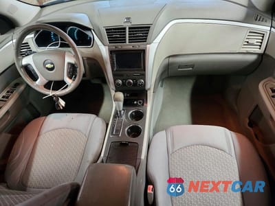 Zdjęcie 8 z 13 samochodu: 2012 CHEVROLET TRAVERSE LS VIN:1GNKVFED8CJ269071 - miniatura