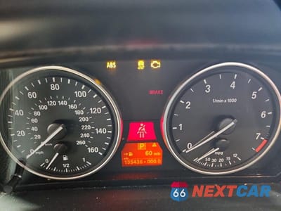 Zdjęcie 9 z 14 samochodu: 2011 BMW X5 XDRIVE35I VIN:5UXZV4C52BL741628 - miniatura