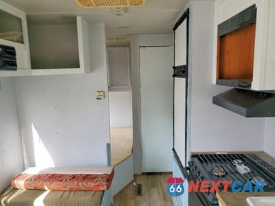 Zdjęcie 6 z 10 samochodu: 2007 JAYCO JAY FLIGHT CAMPER VIN:1UJBJ02K0718A0124 - miniatura