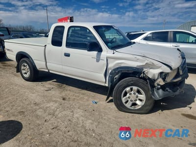 Czwarte zdjęcie samochodu z boku: 2000 TOYOTA TACOMA PRERUNNER V6 VIN:4TASN92N5YZ587046 - miniatura