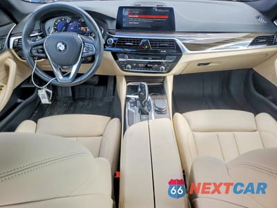 Zdjęcie 8 z 12 samochodu: 2019 BMW 530 XI VIN:WBAJA7C59KWW46944 - miniatura
