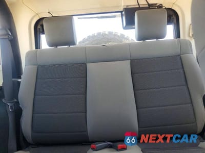 Zdjęcie 10 z 12 samochodu: 2010 JEEP WRANGLER SPORT VIN:1J4AA2D18AL228631 - miniatura