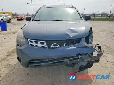 Piąte zdjęcie samochodu w środku: 2014 NISSAN ROGUE SELECT S VIN:JN8AS5MT6EW613314 - miniatura