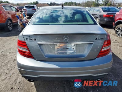 Zdjęcie 6 z 12 samochodu: 2013 MERCEDES-BENZ C 300 4MATIC VIN:WDDGF8AB9DR289138 - miniatura