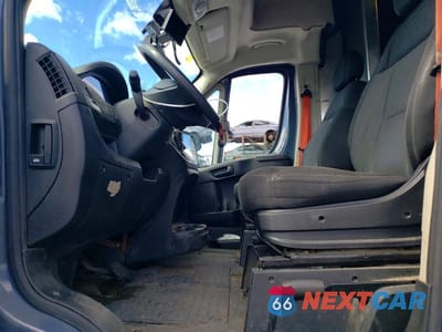 Zdjęcie 7 z 13 samochodu: 2020 RAM PROMASTER 3500 - CARGO VAN *** PRIOR FLEET *** VIN:3C6URVJG3LE136755 - miniatura