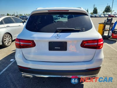 Zdjęcie 6 z 12 samochodu: 2019 MERCEDES-BENZ GLC 300 VIN:WDC0G4JB0KF641663 - miniatura