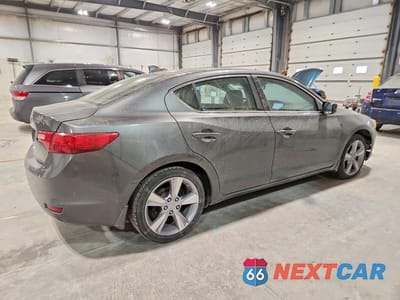 Trzecie zdjęcie samochodu z tyłu: 2013 ACURA ILX 20 TECH VIN:19VDE1F72DE011102 - miniatura