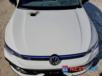 Zdjęcie 11 z 12 samochodu: 2025 VOLKSWAGEN GOLF R VIN:WVWEB7CD0SW215028 - miniatura