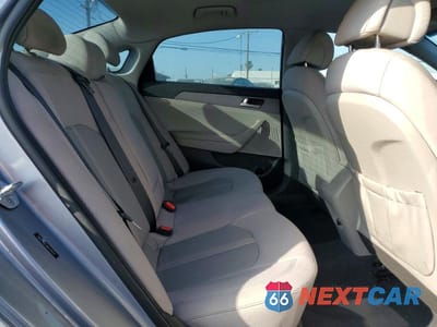 Zdjęcie 10 z 12 samochodu: 2017 HYUNDAI SONATA SE VIN:5NPE24AF3HH579574 - miniatura