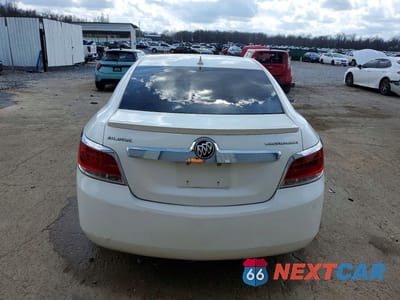 Zdjęcie 6 z 11 samochodu: 2012 BUICK LACROSSE VIN:1G4GC5ER4CF290508 - miniatura