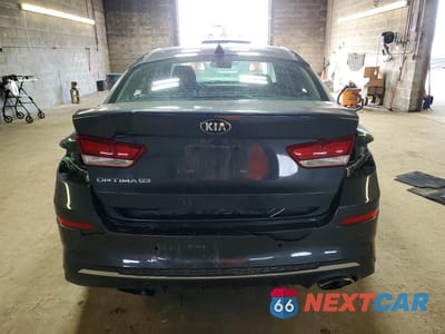 Zdjęcie 6 z 12 samochodu: 2019 KIA OPTIMA LX VIN:5XXGT4L36KG308035 - miniatura