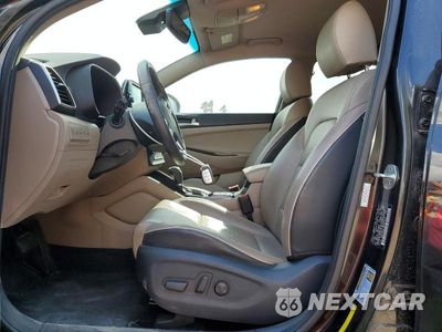 Zdjęcie 7 z 12 samochodu: 2021 HYUNDAI TUCSON LIMITED VIN:KM8J33AL9MU327478 - miniatura