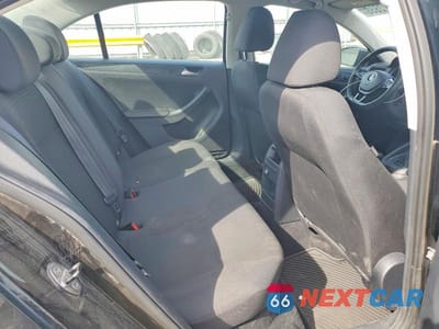 Zdjęcie 10 z 12 samochodu: 2015 VOLKSWAGEN JETTA BASE VIN:3VW2K7AJ3FM351703 - miniatura
