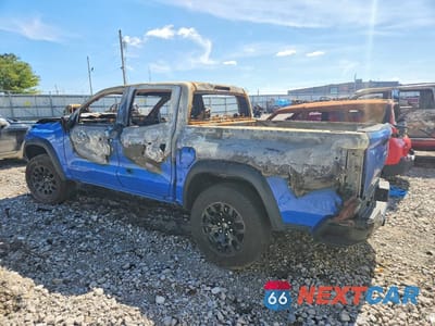 Drugie zdjęcie samochodu z przodu: 2025 CHEVROLET COLORADO TRAIL BOSS VIN:1GCPTEEK0S1221138 - miniatura