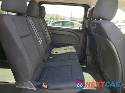 Zdjęcie 11 z 13 samochodu: 2019 MERCEDES BENZ METRIS VIN:WD4PG2EE9K3575294 - miniatura