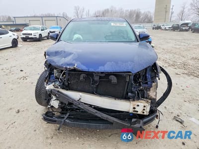 Piąte zdjęcie samochodu w środku: 2016 TOYOTA HIGHLANDER LE PLUS VIN:5TDBKRFH2GS226164 - miniatura